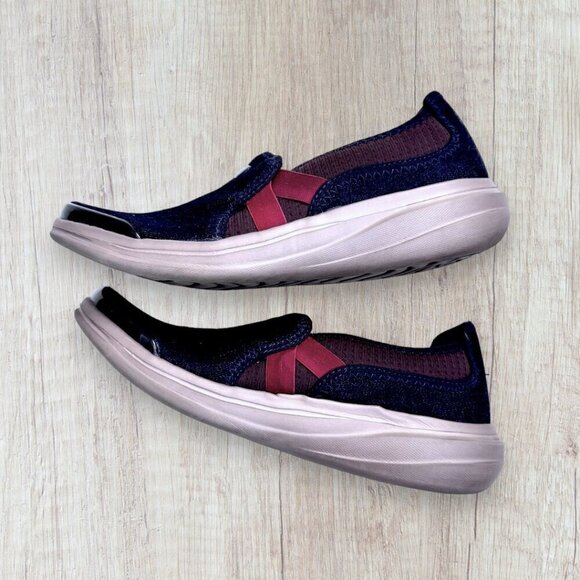 BZEES Cruise Slip On Comfort Lightweight Sneakers Navy Denim Blue Gray Womens 7 - Picture 3 of 10